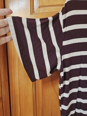 Old Navy Striped Flutter-Sleeve Top in  Maroon and White